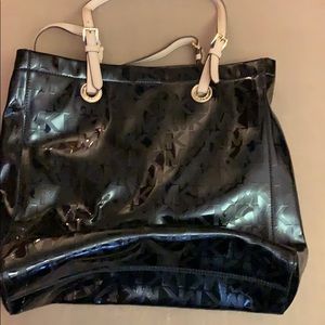 Black Michael Kors bag